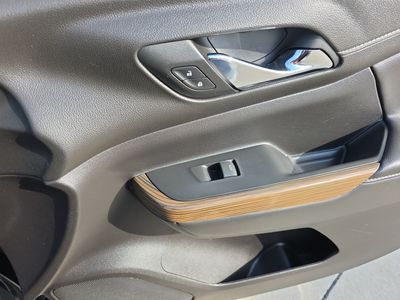 2022 GMC Acadia - Photo 21