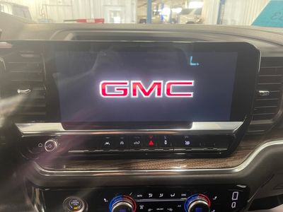 2024 GMC Sierra 1500 - Photo 11