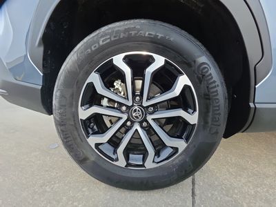 2024 Toyota Corolla Cross — photo 16 view