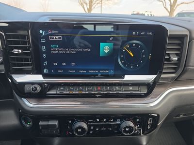 2022 Chevrolet Silverado 1500 - Photo 22