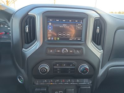 2025 Chevrolet Silverado 1500 - Photo 11