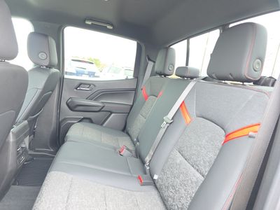 2023 Chevrolet Colorado - Photo 18
