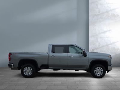2026 Chevrolet Silverado 3500HD - Photo 4