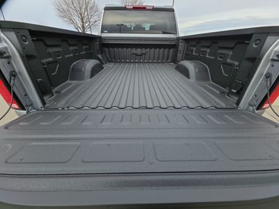 2026 Chevrolet Silverado 3500HD - Photo 6