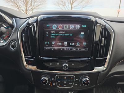 2018 Chevrolet Traverse - Photo 11