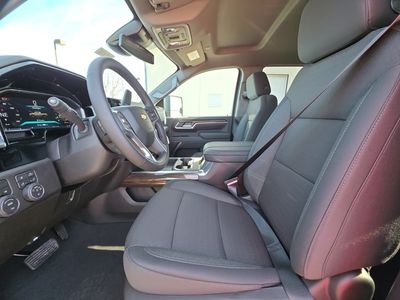 2026 Chevrolet Silverado 3500HD - Photo 9