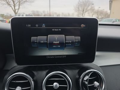 2019 Mercedes-Benz GLC - Photo 11