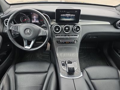 2019 Mercedes-Benz GLC - Photo 12