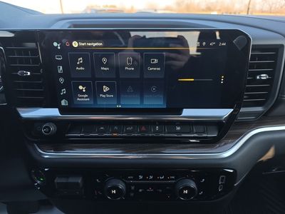2026 Chevrolet Silverado 1500 — photo 11 view