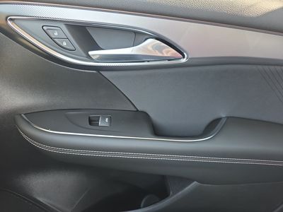 2026 Buick Envision - Photo 21