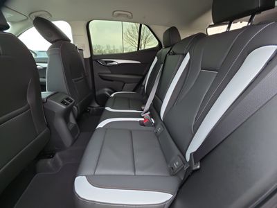 2026 Buick Envision - Photo 18