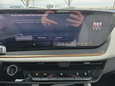 2026 Buick Envision - Photo 11