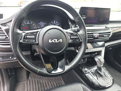 2023 Kia Seltos - Photo 12