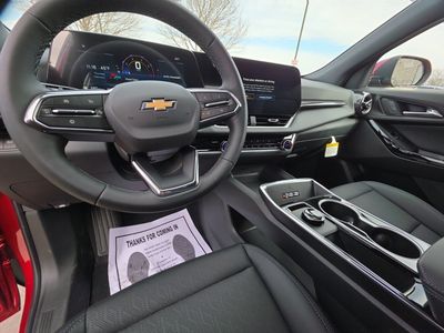 2026 Chevrolet Equinox — photo 12 view