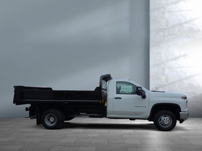 2025 Chevrolet Silverado 3500HD CC - Photo 7
