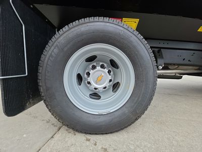 2025 Chevrolet Silverado 3500HD CC - Photo 15