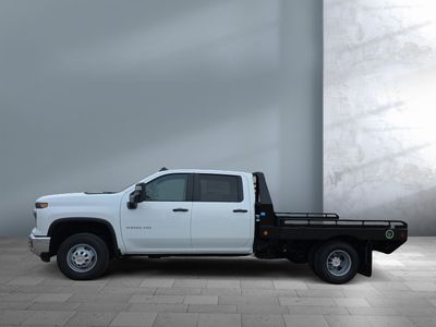 2026 Chevrolet Silverado 3500HD - Photo 3