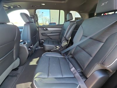 2026 Buick Enclave - Photo 18