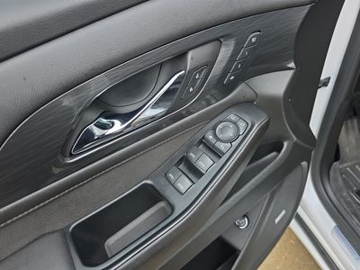 2023 Chevrolet Traverse - Photo 20