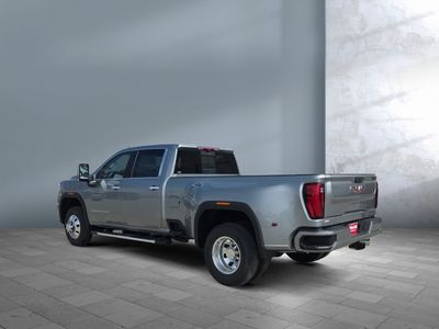 2026 GMC Sierra 3500HD - Photo 4