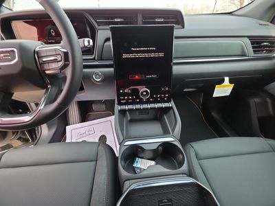 2026 GMC Terrain - Photo 13