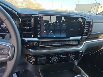 2026 Chevrolet Silverado 1500 — photo 11 view