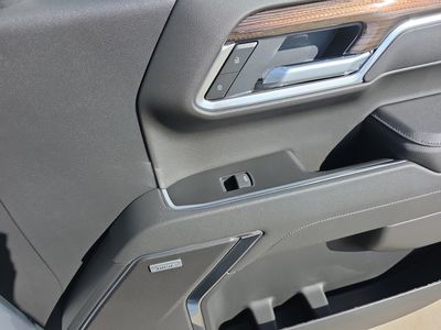 2026 Chevrolet Silverado 1500 — photo 21 view