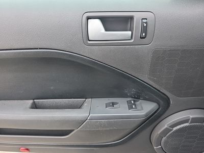 2008 Ford Mustang — photo 20 view