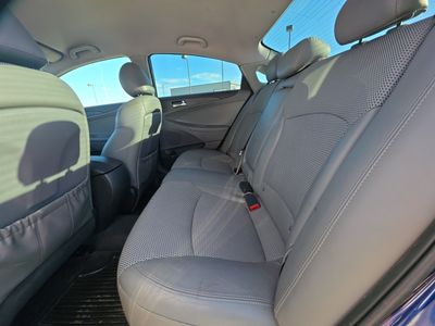 2012 Hyundai Sonata — photo 18 view