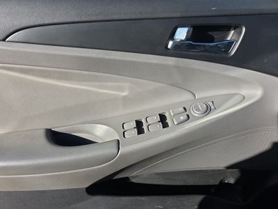 2012 Hyundai Sonata — photo 20 view