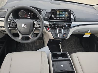 2026 Honda Odyssey - Photo 12