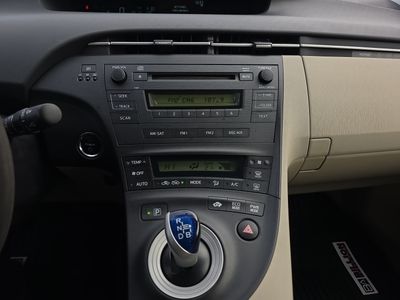2010 Toyota Prius - Photo 11