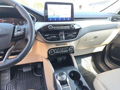 2021 Ford Escape — photo 13 view