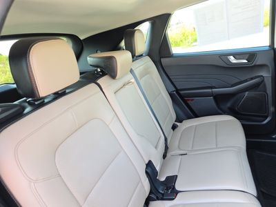 2021 Ford Escape — photo 14 view