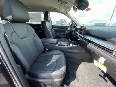 2026 Kia Sorento — photo 13 view