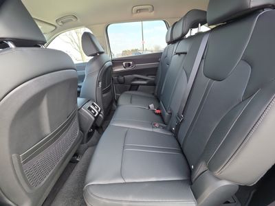 2026 Kia Sorento - Photo 18