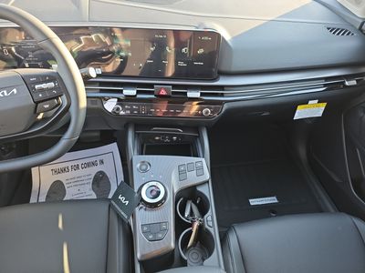 2026 Kia Sportage Hybrid - Photo 13