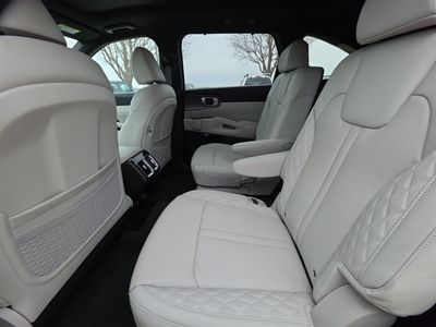 2026 Kia Sorento Hybrid — photo 18 view