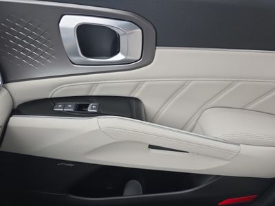 2026 Kia Sorento Hybrid — photo 21 view