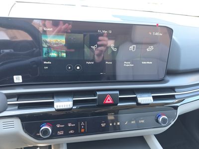 2026 Kia Sportage Hybrid - Photo 11