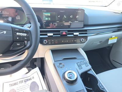 2026 Kia Sportage Hybrid - Photo 13