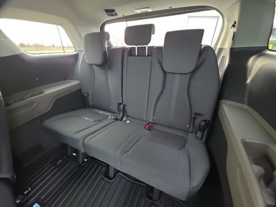 2026 Kia Carnival - Photo 24