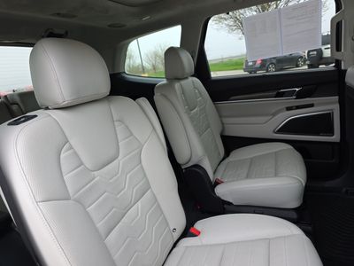 2021 Kia Telluride - Photo 14