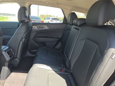 2026 Kia Sportage - Photo 18