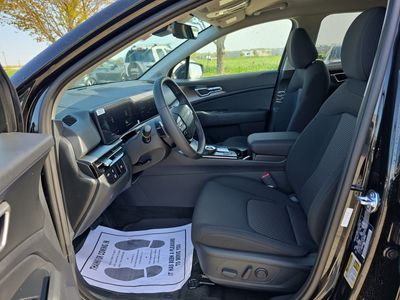 2026 Kia Sportage Hybrid - Photo 9
