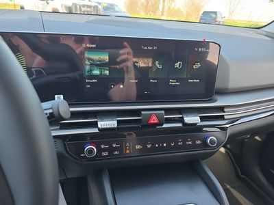 2026 Kia Sportage Hybrid - Photo 11