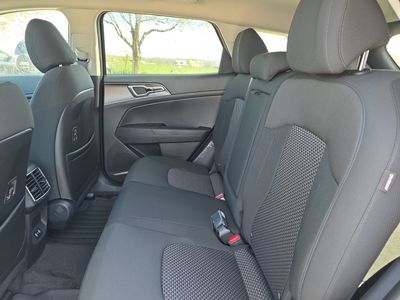2026 Kia Sportage Hybrid - Photo 18