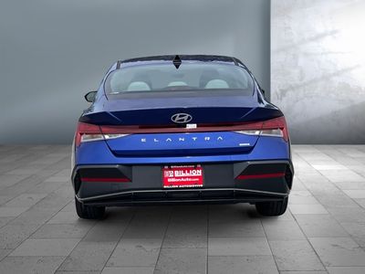 2025 Hyundai Elantra Hybrid - Photo 6