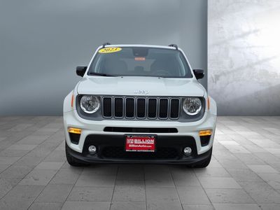 2023 Jeep Renegade - Photo 2