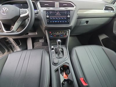 2022 Volkswagen Tiguan - Photo 13